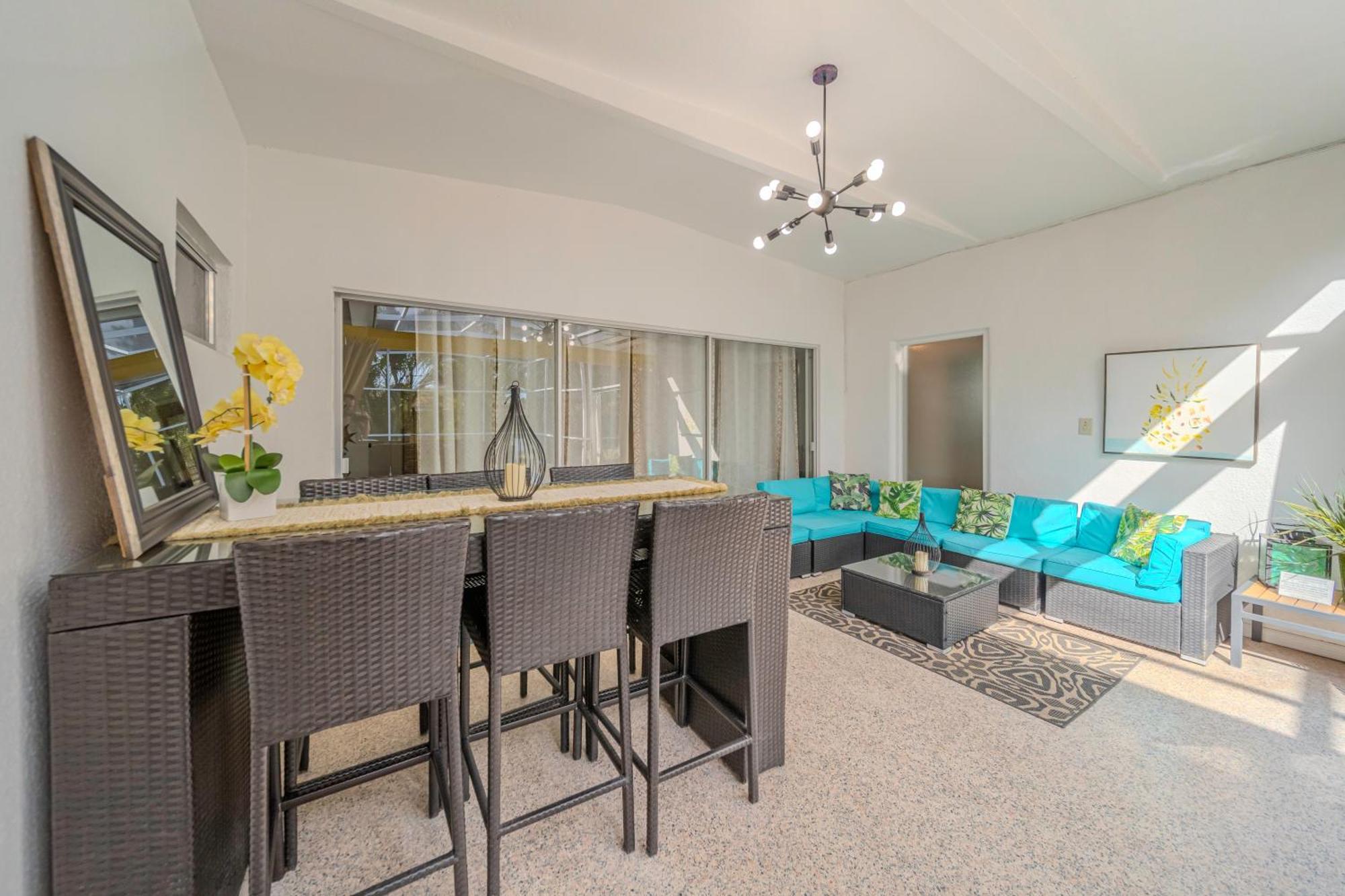 Fantastic Island House 1 Mile To The Beach With Heated Pool Сарасота Екстериор снимка