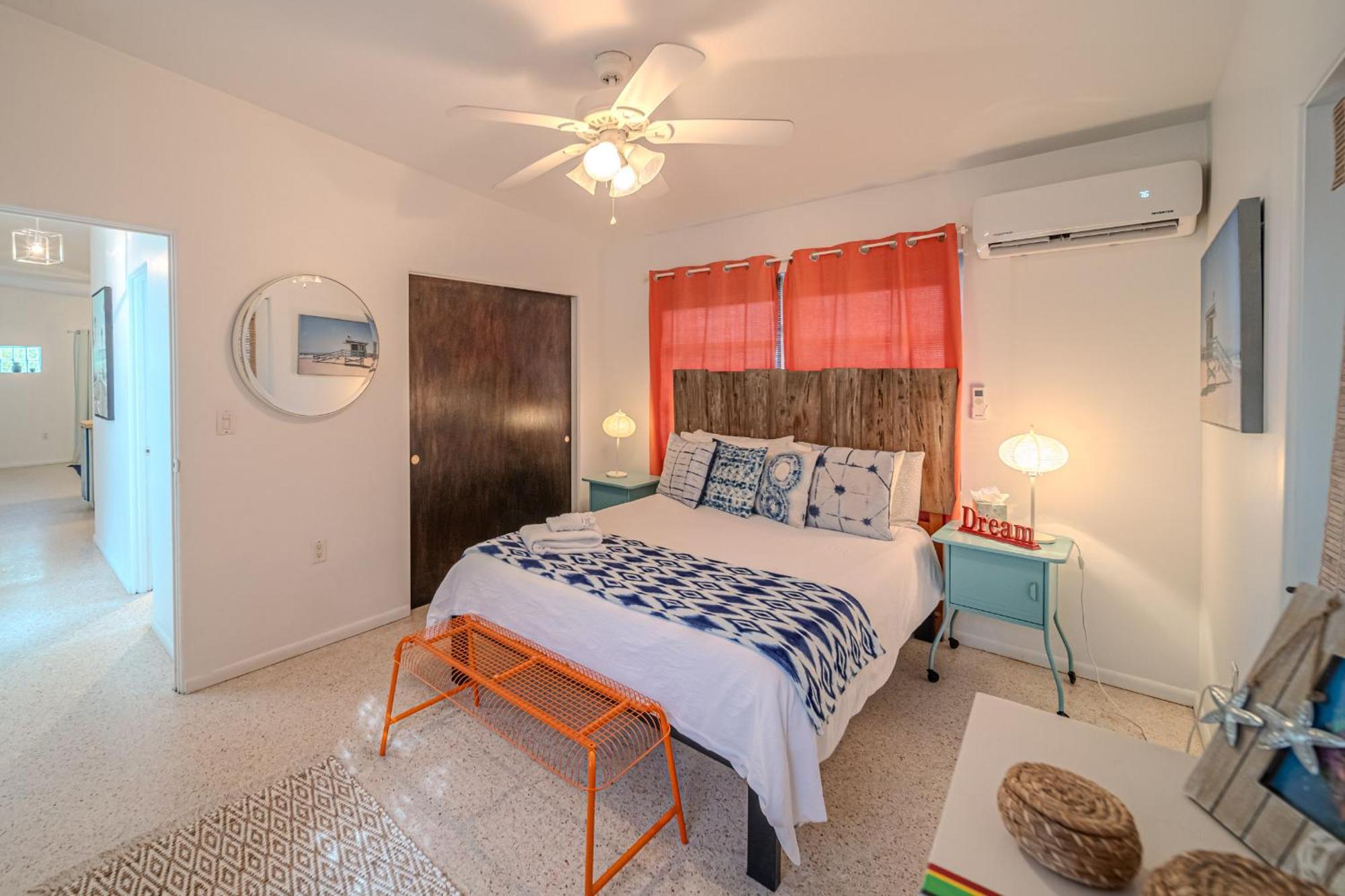 Fantastic Island House 1 Mile To The Beach With Heated Pool Сарасота Екстериор снимка
